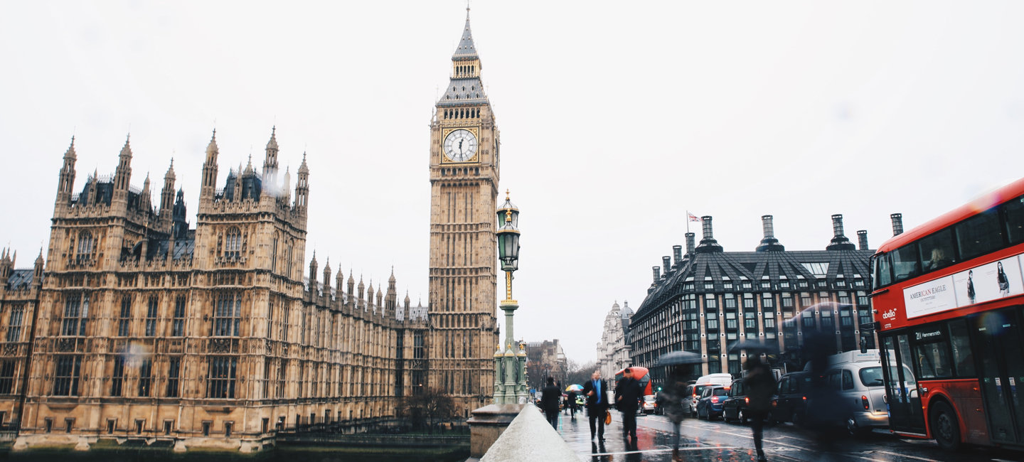 Fotografia do monumento Big Ben, em Londres.