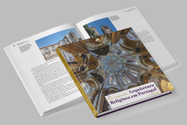 livro aberto com imagem da cúpula de uma igreja - Tomar